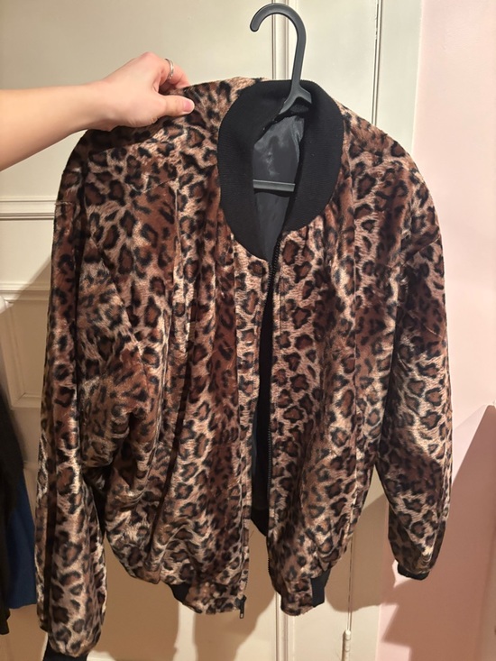 Jackets & Blazers - Leopard Print Bomber Jacket - Brown